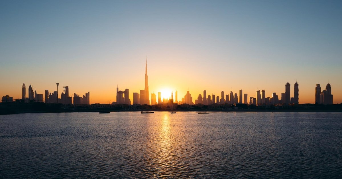 Sun City Soars! Dubai's Power Path to a Sustainable Future - Eco-Safe Home